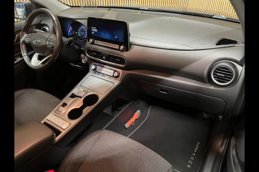 Hyundai Kona EV Fashion 64 kWh|100% SOH|FACELIFT|3-FASE|ACC|NAVI|CAMERA|CARPLAY|NAVI|NL- AUTO|NAP|INCL. BTW|1e EIG.|