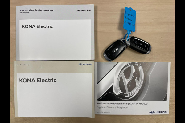 Hyundai Kona EV Fashion 64 kWh|100% SOH|FACELIFT|3-FASE|ACC|NAVI|CAMERA|CARPLAY|NAVI|NL- AUTO|NAP|INCL. BTW|1e EIG.|