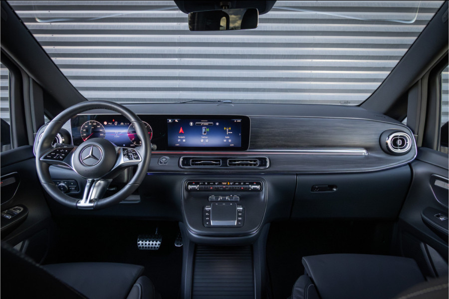 Mercedes-Benz V-Klasse 300d 4 Matic XL DC AMG-Line - Distronic