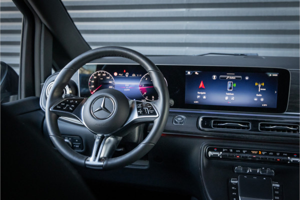 Mercedes-Benz V-Klasse 300d 4 Matic XL DC AMG-Line - Distronic
