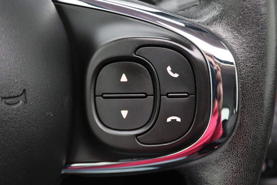 Fiat 500 1.2 Automaat Panoramadak, Cruise, Apple Carplay, Climate, Xenon, PDC, DAB, 16''