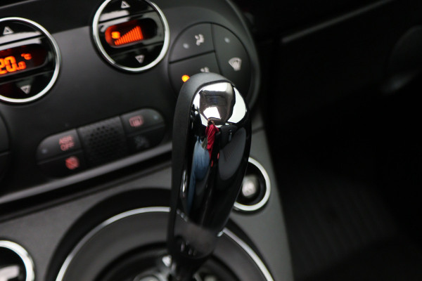 Fiat 500 1.2 Automaat Panoramadak, Cruise, Apple Carplay, Climate, Xenon, PDC, DAB, 16''