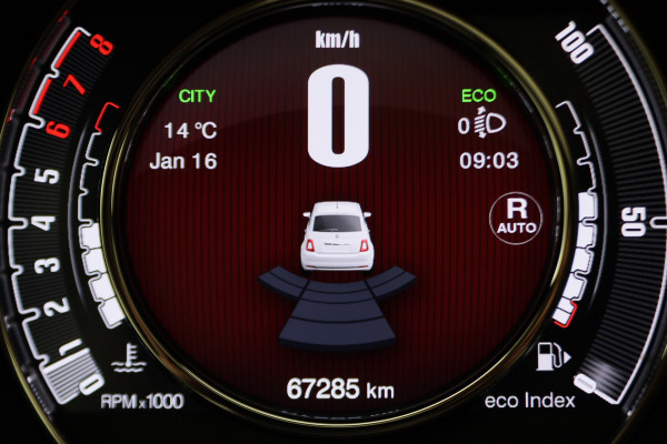 Fiat 500 1.2 Automaat Panoramadak, Cruise, Apple Carplay, Climate, Xenon, PDC, DAB, 16''