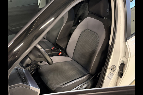 Seat Arona 1.0 TSI Style | Adaptive cruise | Carplay | Dodehoek sensor | Navi | Clima