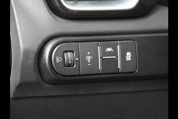 Kia Ceed Sportswagon 1.0 T-GDi DynamicPlusLine Airco - Apple Carplay/Android Auto - Navigatie - Cruise Control - Climate Control - Stuur/Stoel Verwarming - Fabrieksgarantie tot 04-2027