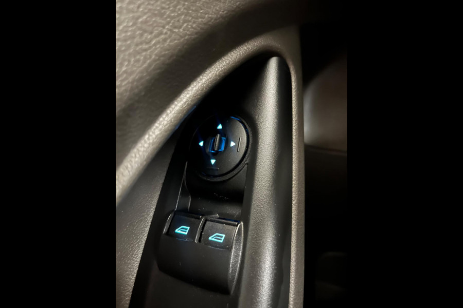 Ford Transit Connect Benzine 1.0 Ecoboost L2 Trend 2x schuifdeur 3X Voorraad! Origineel Nederlands! 1ste Eigenaar! RIJKLAARPRIJS!