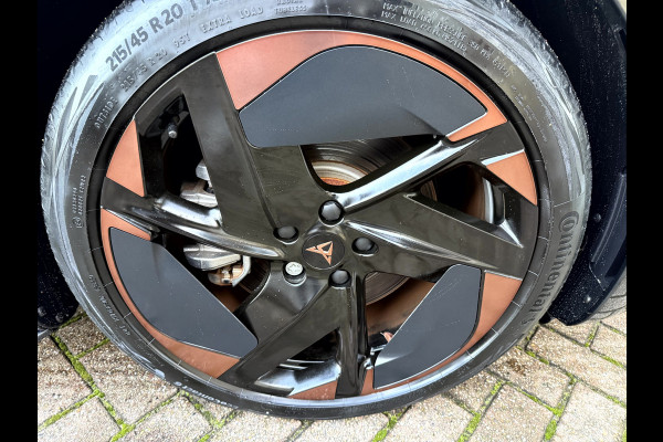 CUPRA Born Copper Edition 62 kWh SOH 96.9%,15147km, Panoramadak