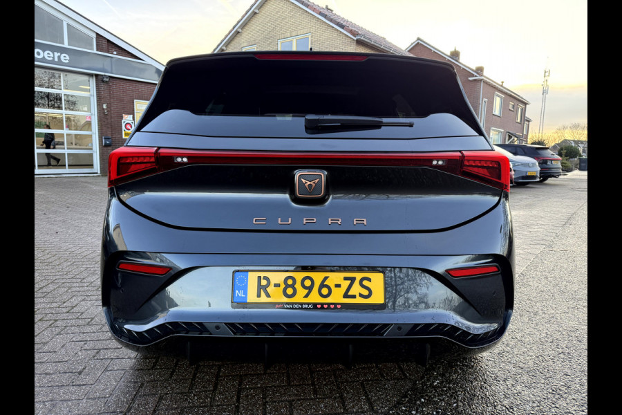 CUPRA Born Copper Edition 62 kWh SOH 96.9%,15147km, Panoramadak