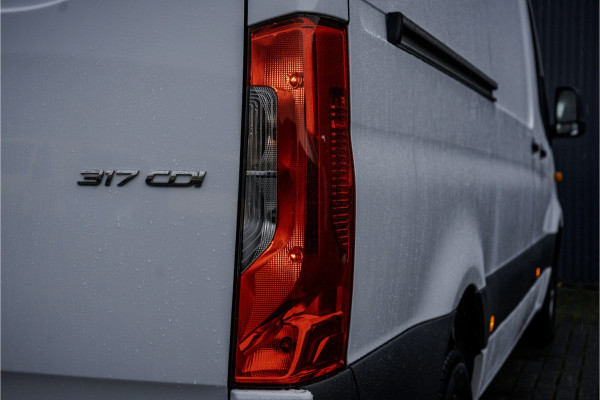 Mercedes-Benz Sprinter 317 CDI L2H2 | Mbux | Facelift | Navi | Camera | Adapt.Cruise | Automaat