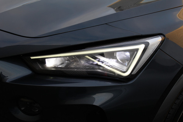 CUPRA Formentor 1.4 e-Hybrid 245PK VZ Performance | ACC | 360 Camera | BLIS | Navigatie | Stoel/Stuur verwarming