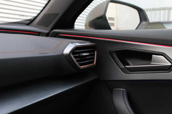 CUPRA Formentor 1.4 e-Hybrid 245PK VZ Performance | ACC | 360 Camera | BLIS | Navigatie | Stoel/Stuur verwarming