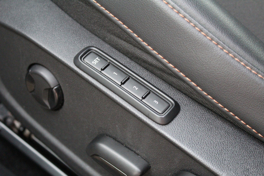 CUPRA Formentor 1.4 e-Hybrid 245PK VZ Performance | ACC | 360 Camera | BLIS | Navigatie | Stoel/Stuur verwarming