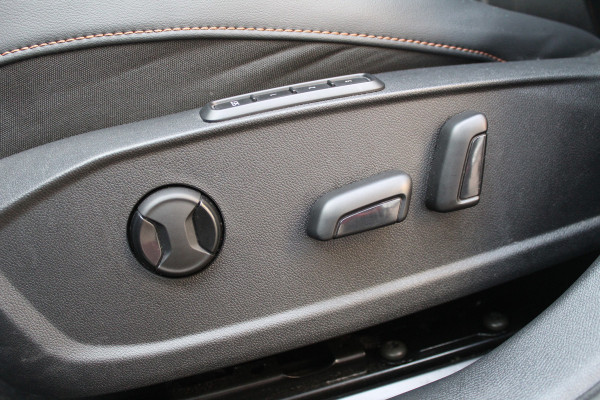 CUPRA Formentor 1.4 e-Hybrid 245PK VZ Performance | ACC | 360 Camera | BLIS | Navigatie | Stoel/Stuur verwarming