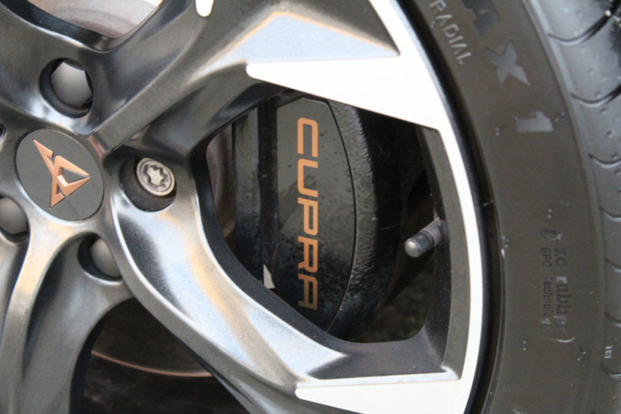 CUPRA Formentor 1.4 e-Hybrid 245PK VZ Performance | ACC | 360 Camera | BLIS | Navigatie | Stoel/Stuur verwarming
