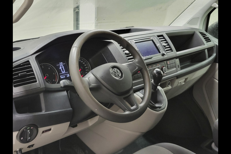 Volkswagen Transporter 2.0TDI 150pk L2/H1 Trekhaak Euro 6!