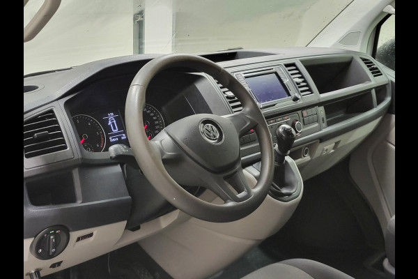 Volkswagen Transporter 2.0TDI 150pk L2/H1 Trekhaak Euro 6!