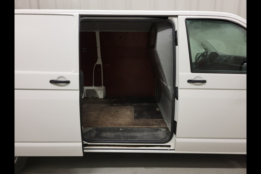 Volkswagen Transporter 2.0TDI 150pk L2/H1 Trekhaak Euro 6!
