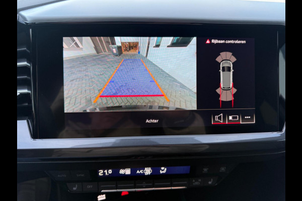 Audi Q4 e-tron 40 S edition 77 kWh, 2 X S-LINE, soh 97%, electr trekhaak, achteruitrijcamera, , 1 e eigenaar, NL auto met nap