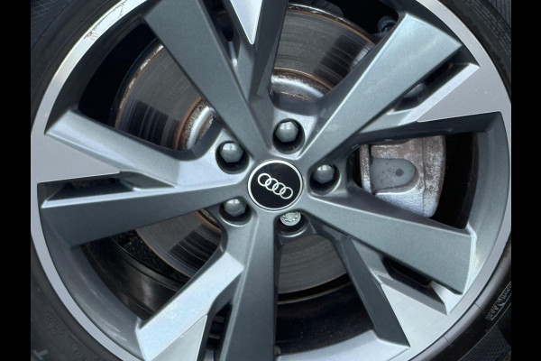 Audi Q4 e-tron 40 S edition 77 kWh, 2 X S-LINE, soh 97%, electr trekhaak, achteruitrijcamera, , 1 e eigenaar, NL auto met nap