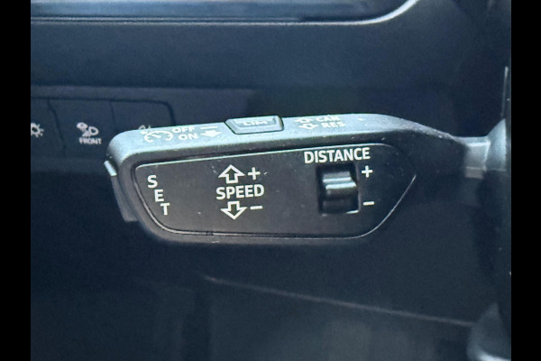 Audi Q4 e-tron 40 S edition 77 kWh, 2 X S-LINE, soh 97%, electr trekhaak, achteruitrijcamera, , 1 e eigenaar, NL auto met nap