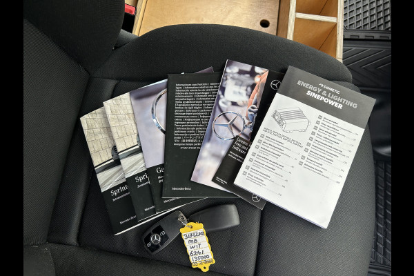 Mercedes-Benz Sprinter 317 CDI L2 H2 2800KG Trekhaak / MBUX / Camera / Navigatie / Stand kachel / Airco / 270 Graden achterdeuren