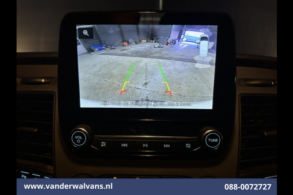 Ford Transit 2.0 TDCI 170pk L3H2 Euro6 Airco | Camera | Apple Carplay | Cruisecontrol | 2500kg Trekhaak Android Auto, Verwarmde voorruit, Parkeersensoren, Bijrijdersbank