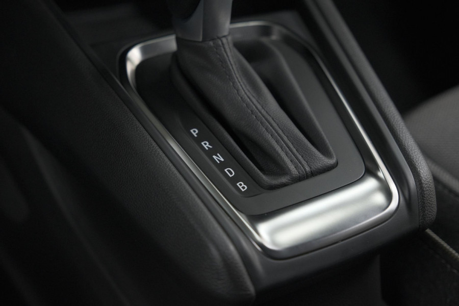 Renault Captur 1.6 E-Tech Full Hybrid 145 Techno | Camera | Navigatie | Apple Carplay | Parkeersensoren