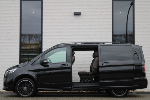 Mercedes-Benz V-Klasse 300d / AMG / Exclusive / DC / 4-matic / Luchtvering / Pano / 360 Cam / Burmester / Vol Opties / NIEUWSTAAT.