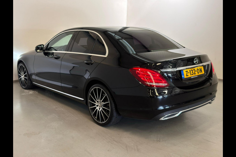 Mercedes-Benz C-Klasse 180 / Sfeerverlichting / Stoelverwarming