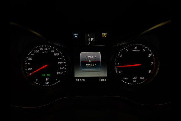 Mercedes-Benz C-Klasse 180 / Sfeerverlichting / Stoelverwarming
