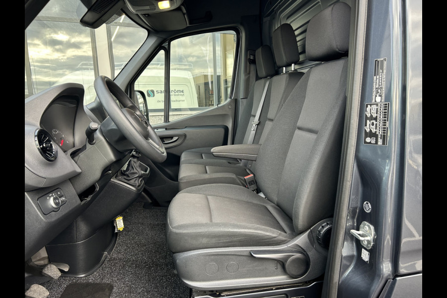 Mercedes-Benz Sprinter 317 CDI L2 H2 MBUX / Camera / Carplay navigatie / Airco