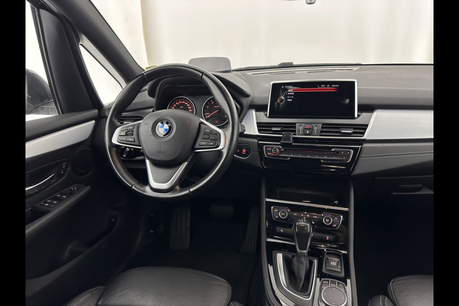 BMW 2 Serie Active Tourer 216d Sportline Corporate Lease High Executive Aut. *LEATHER | FULL-LED | HEATED-SPORTSEATS | NAVI-FULLMAP | ECC | HEAD-UP | PDC | CRUISE | 18''ALU*