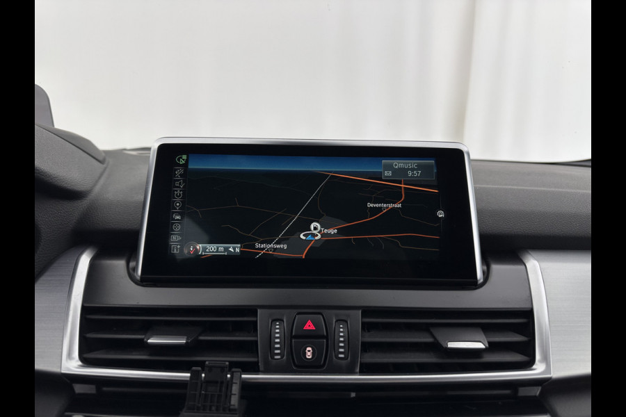 BMW 2 Serie Active Tourer 216d Sportline Corporate Lease High Executive Aut. *LEATHER | FULL-LED | HEATED-SPORTSEATS | NAVI-FULLMAP | ECC | HEAD-UP | PDC | CRUISE | 18''ALU*