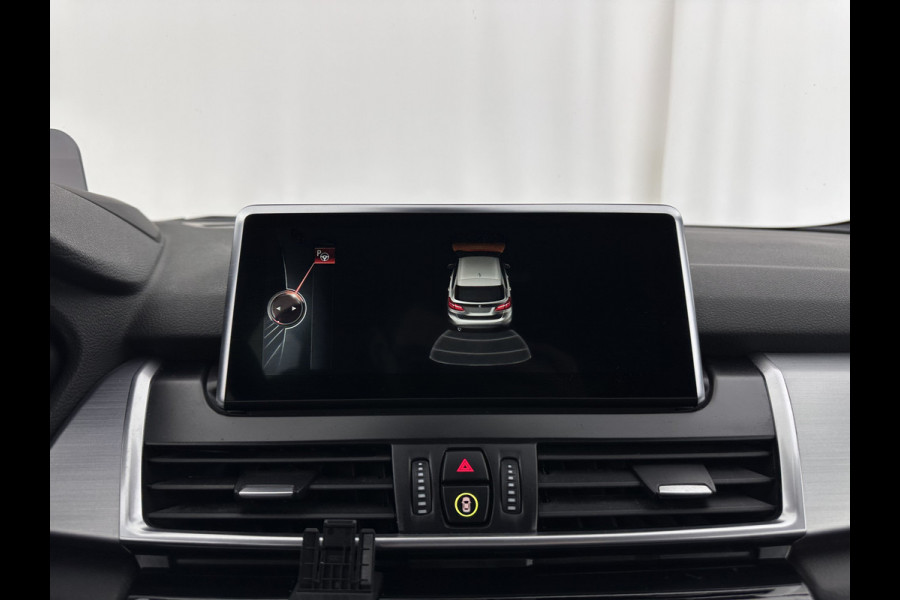 BMW 2 Serie Active Tourer 216d Sportline Corporate Lease High Executive Aut. *LEATHER | FULL-LED | HEATED-SPORTSEATS | NAVI-FULLMAP | ECC | HEAD-UP | PDC | CRUISE | 18''ALU*