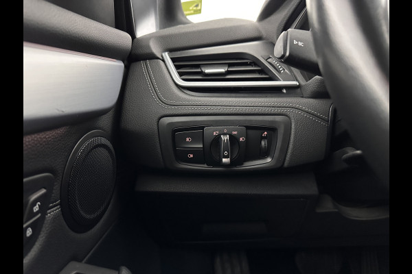BMW 2 Serie Active Tourer 216d Sportline Corporate Lease High Executive Aut. *LEATHER | FULL-LED | HEATED-SPORTSEATS | NAVI-FULLMAP | ECC | HEAD-UP | PDC | CRUISE | 18''ALU*