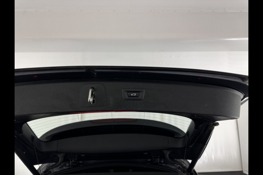 BMW 2 Serie Active Tourer 216d Sportline Corporate Lease High Executive Aut. *LEATHER | FULL-LED | HEATED-SPORTSEATS | NAVI-FULLMAP | ECC | HEAD-UP | PDC | CRUISE | 18''ALU*