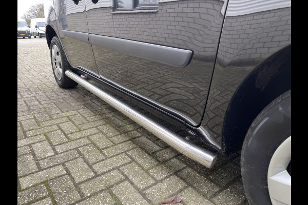 Renault Kangoo 1.5 Blue dCi 95 Work Edition / vaste prijs rijklaar € 13.950 ex btw / bpm vrij / euro 6 / 12.515 km NAP! / 6 versnellingen / trekhaak / airco / cruise / zwart metallic