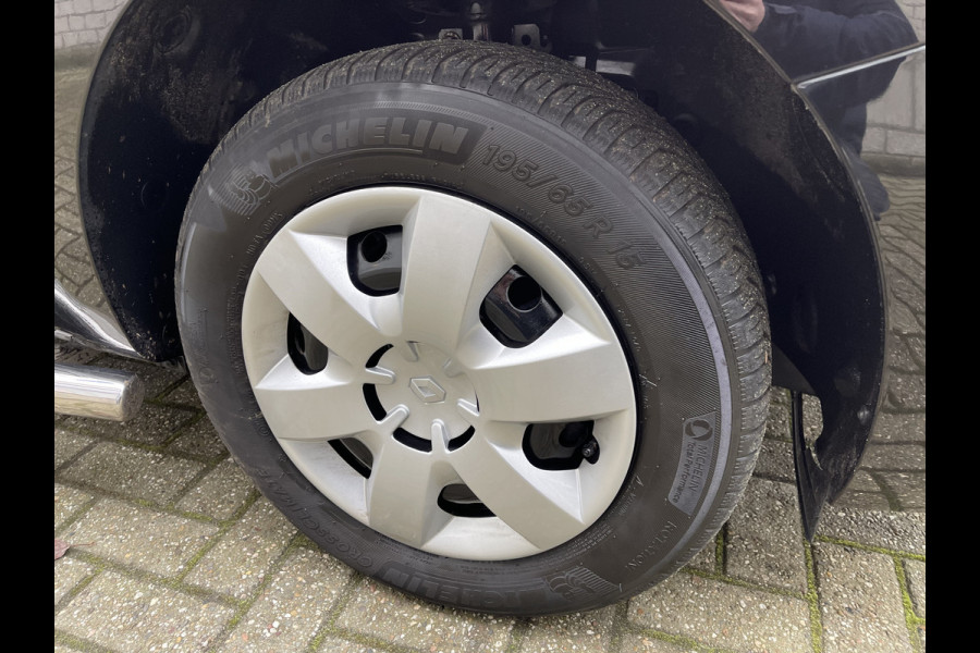 Renault Kangoo 1.5 Blue dCi 95 Work Edition / vaste prijs rijklaar € 13.950 ex btw / bpm vrij / euro 6 / 12.515 km NAP! / 6 versnellingen / trekhaak / airco / cruise / zwart metallic