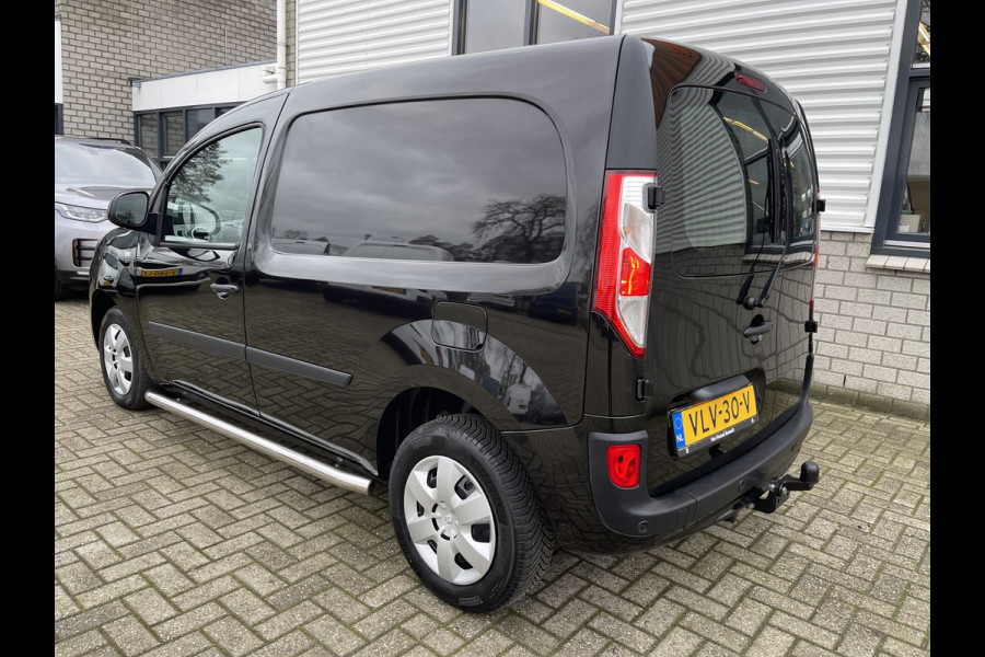 Renault Kangoo 1.5 Blue dCi 95 Work Edition / vaste prijs rijklaar € 13.950 ex btw / bpm vrij / euro 6 / 12.515 km NAP! / 6 versnellingen / trekhaak / airco / cruise / zwart metallic