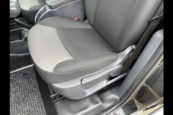 Renault Kangoo 1.5 Blue dCi 95 Work Edition / vaste prijs rijklaar € 13.950 ex btw / bpm vrij / euro 6 / 12.515 km NAP! / 6 versnellingen / trekhaak / airco / cruise / zwart metallic