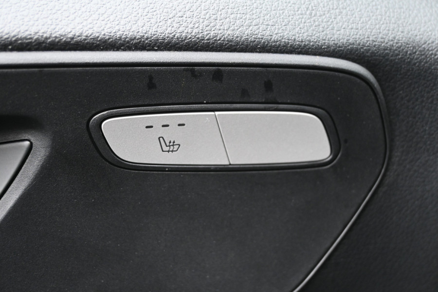 Mercedes-Benz Vito 116 CDI L3 Pro/Select 2500 Kg Trekhaak, Bumpers in kleur, Navigatie en Smartphone integratie, Led verlichting, Etc.