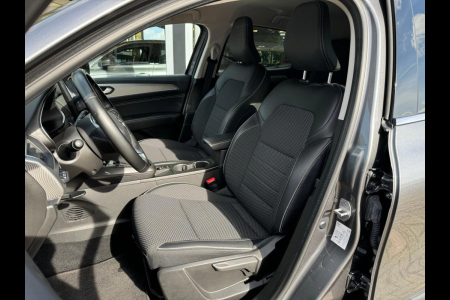 Renault Arkana 1.6 E-Tech Hybrid 145 Intens Virtual cockpit / Adapt cruise / Groot navi / Pensoren & camera
