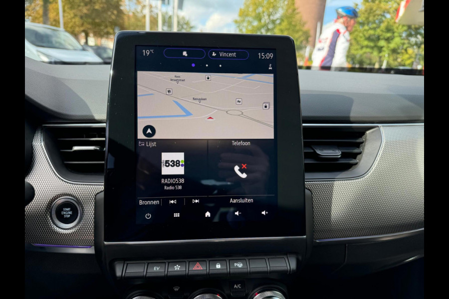 Renault Arkana 1.6 E-Tech Hybrid 145 Intens Virtual cockpit / Adapt cruise / Groot navi / Pensoren & camera