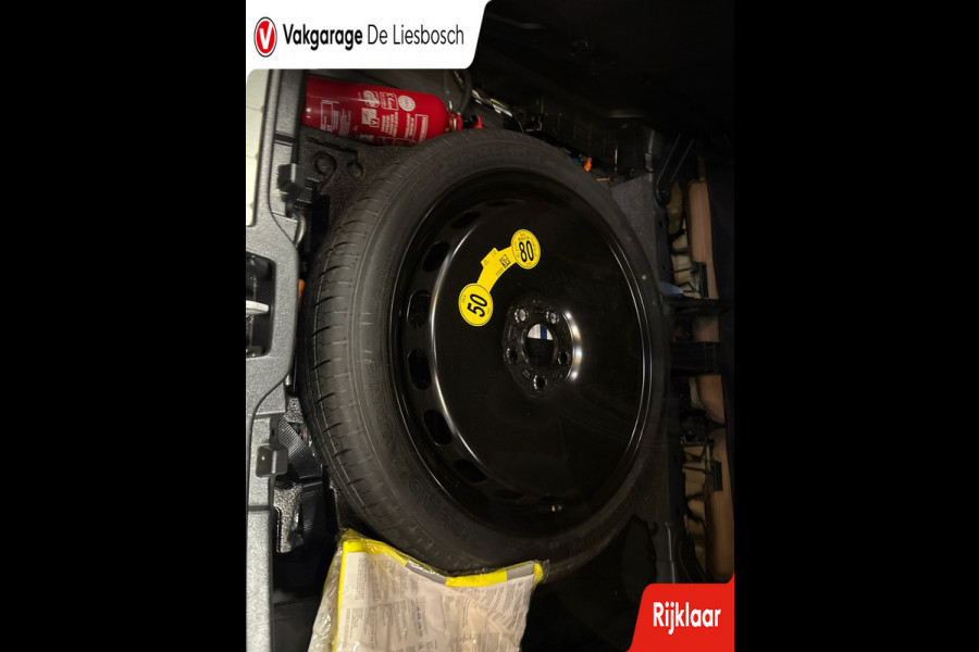 Volvo XC40 1.5 T4 Recharge Inscription / panoramadak /360 camera / leder / Harman-Kardon / trekhaak