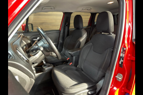 Jeep Renegade 1.4 MultiAir Night Eagle II Limited Automaat | Trekhaak | Navigatie | Adaptive Cruise Control | PDC voor + achter