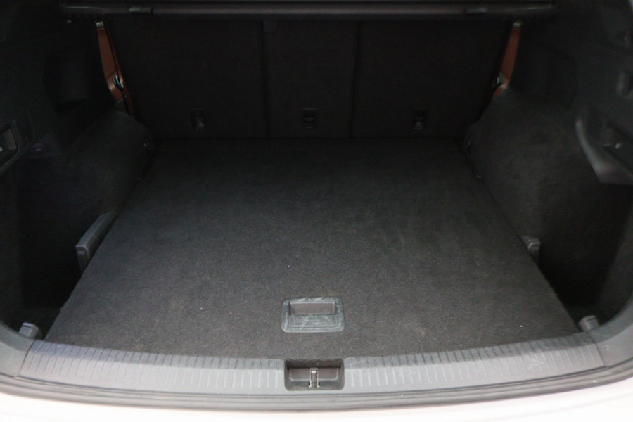 Seat Tarraco 1.5 TSI Xcellence Panoramadak, Leer, Beats Audio, Virtual Cockpit, Camera, Keyless, 20"