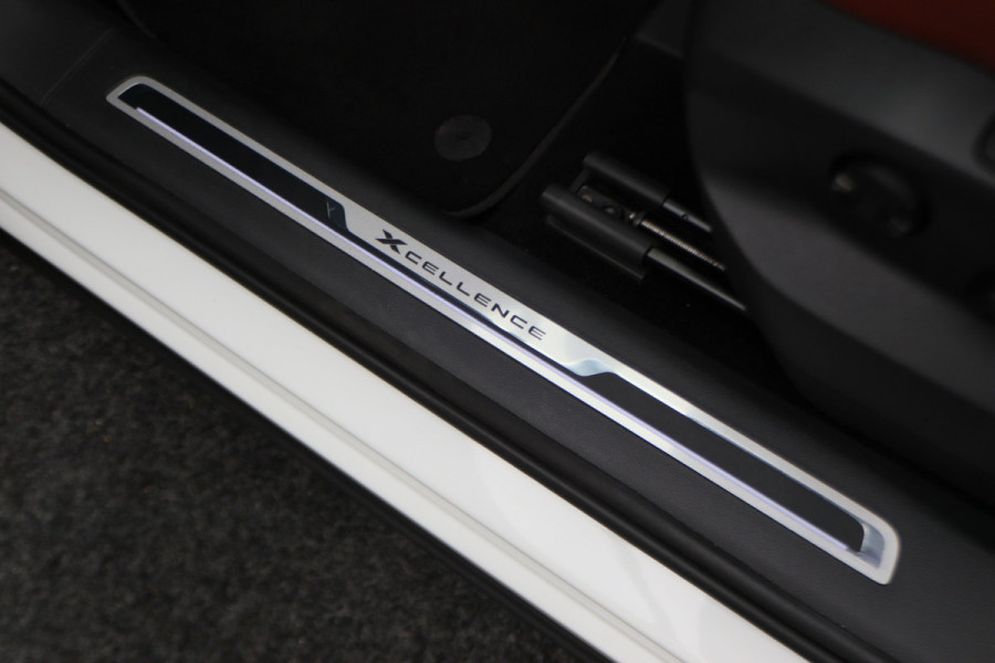 Seat Tarraco 1.5 TSI Xcellence Panoramadak, Leer, Beats Audio, Virtual Cockpit, Camera, Keyless, 20"