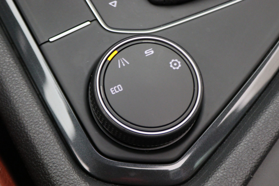 Seat Tarraco 1.5 TSI Xcellence Panoramadak, Leer, Beats Audio, Virtual Cockpit, Camera, Keyless, 20"