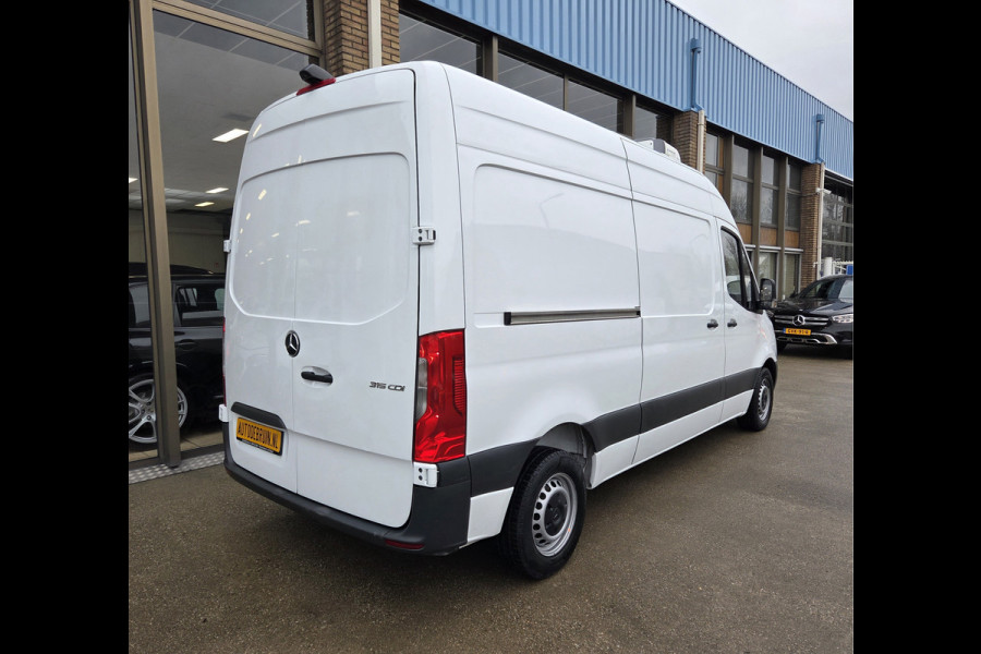 Mercedes-Benz Sprinter 315 CDI L2H2 Koelwagen / Vrieswagen MBux Camera Thermoking Cruisecontrol