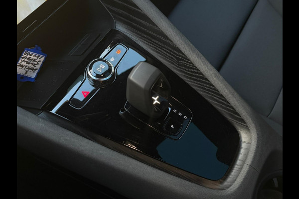 Polestar 2 Long Range Dual Motor 409 pk Launch Edition 78kWh, panoramadak, 20 inch, 1 e eigenaar, NL auto met nap